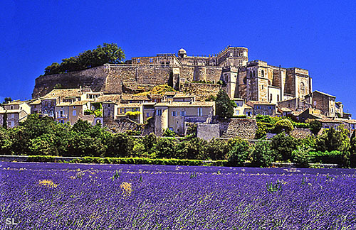 Grignan en Drôme provençale
